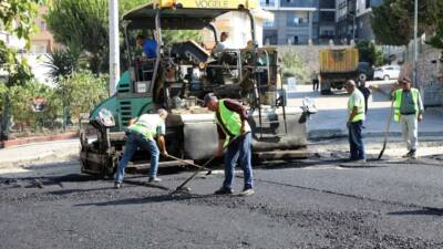 Mudanya Belediyesi, tarihinin en büyük asfalt yatırımı kapsamında ilçe genelinde