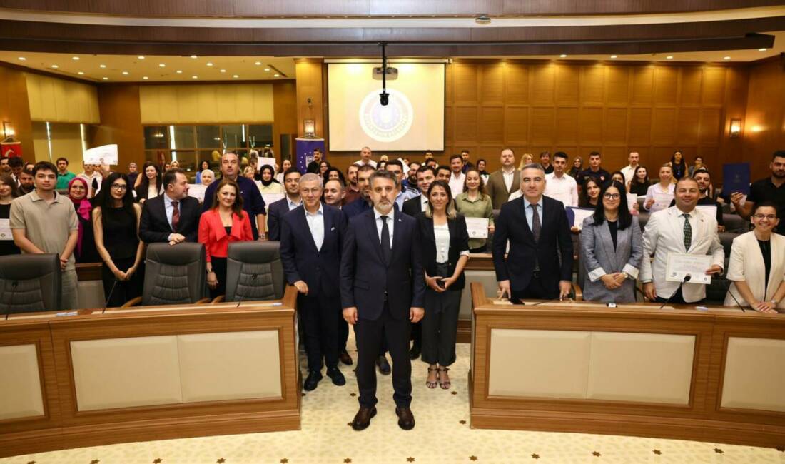 Bursa’ya daha iyi hizmet için Büyükşehir’de dev eğitim Bursa Büyükşehir Belediyesi, kurumsal kapasitenin güçlendirilmesi ve hizmet yetkinliğinin artırılması