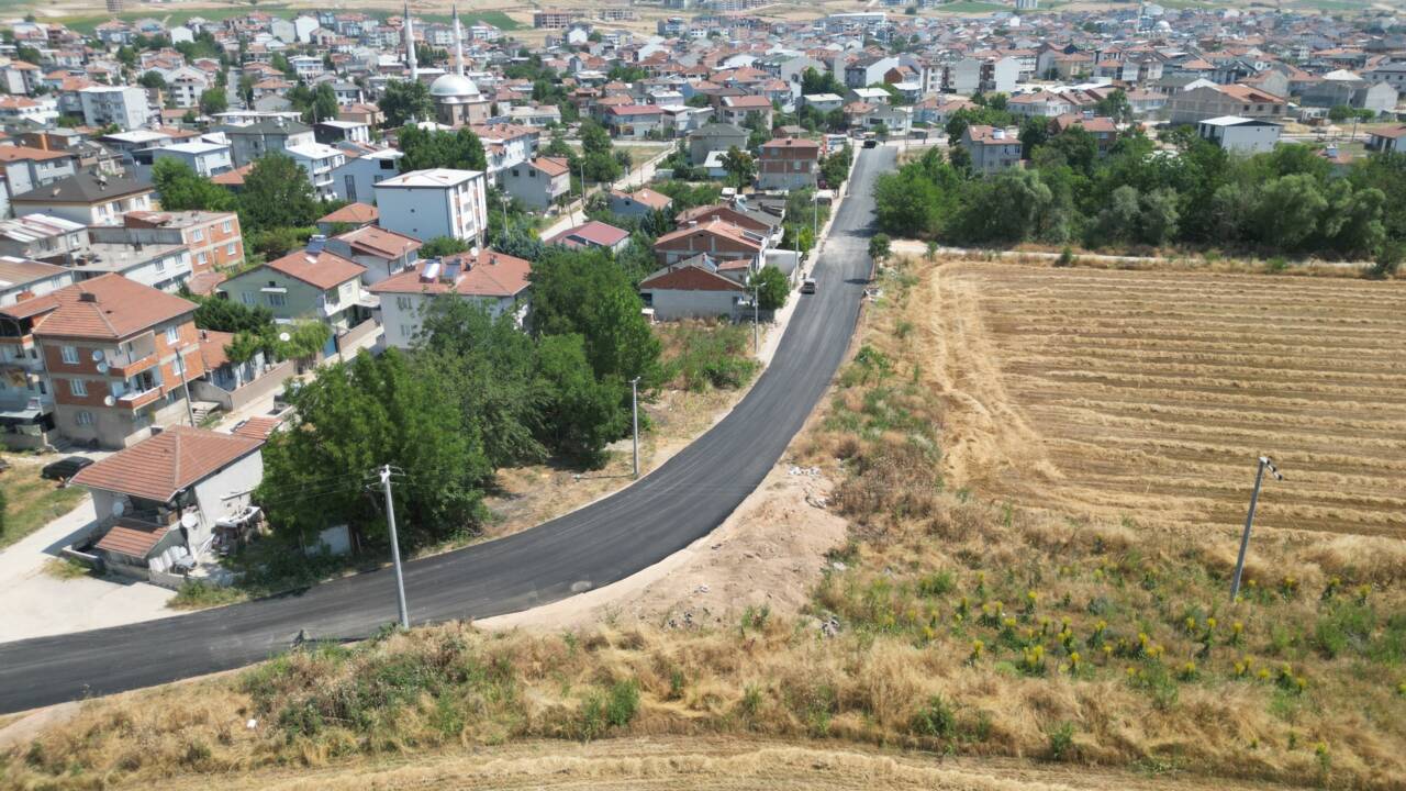 Bursa'nın bu ilçesine Büyükşehir'den yeni yollar 2 37373mtzhndyzog2