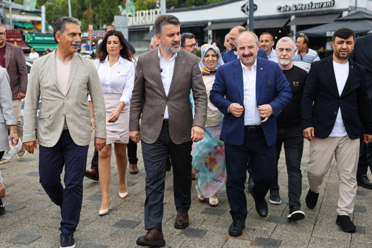 Bursa'da aşureler Başkanvekili Biba ve Varank'tan 3 37386mtzhndkwow4