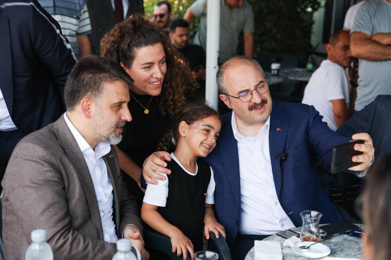 Bursa'da aşureler Başkanvekili Biba ve Varank'tan 2 37386mtzhndkwow5