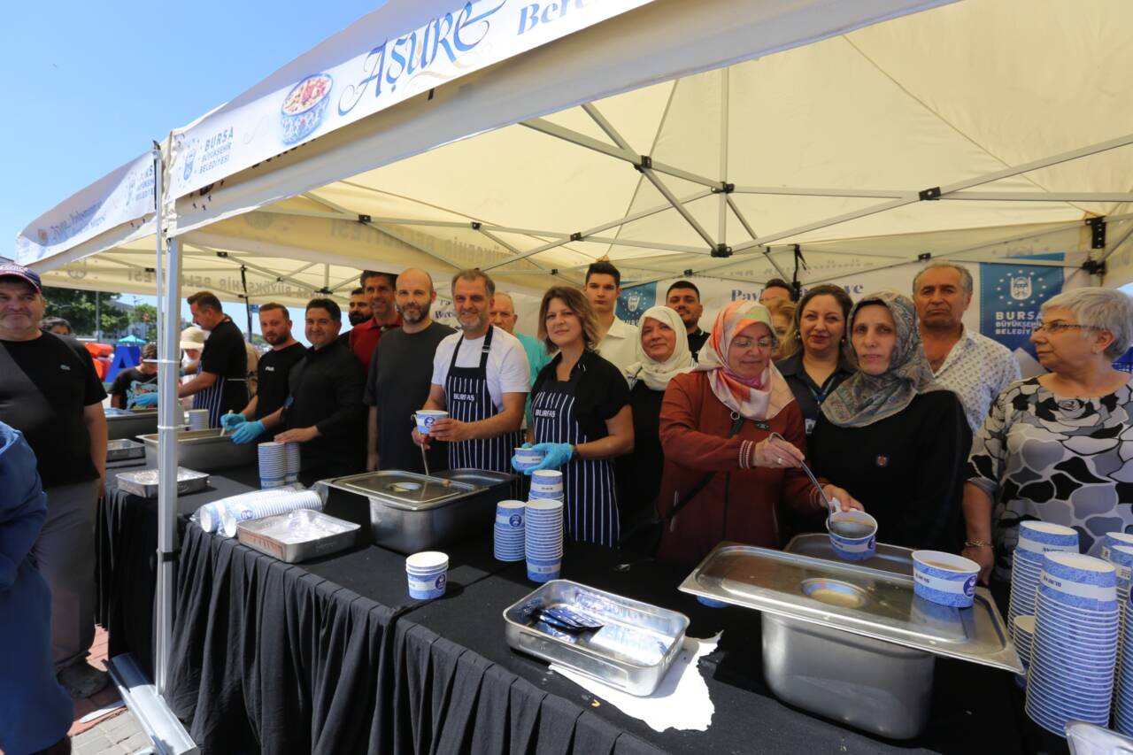 Mudanya'da aşureler Bursa Büyükşehir'den 6 37399mtzhngjimt5