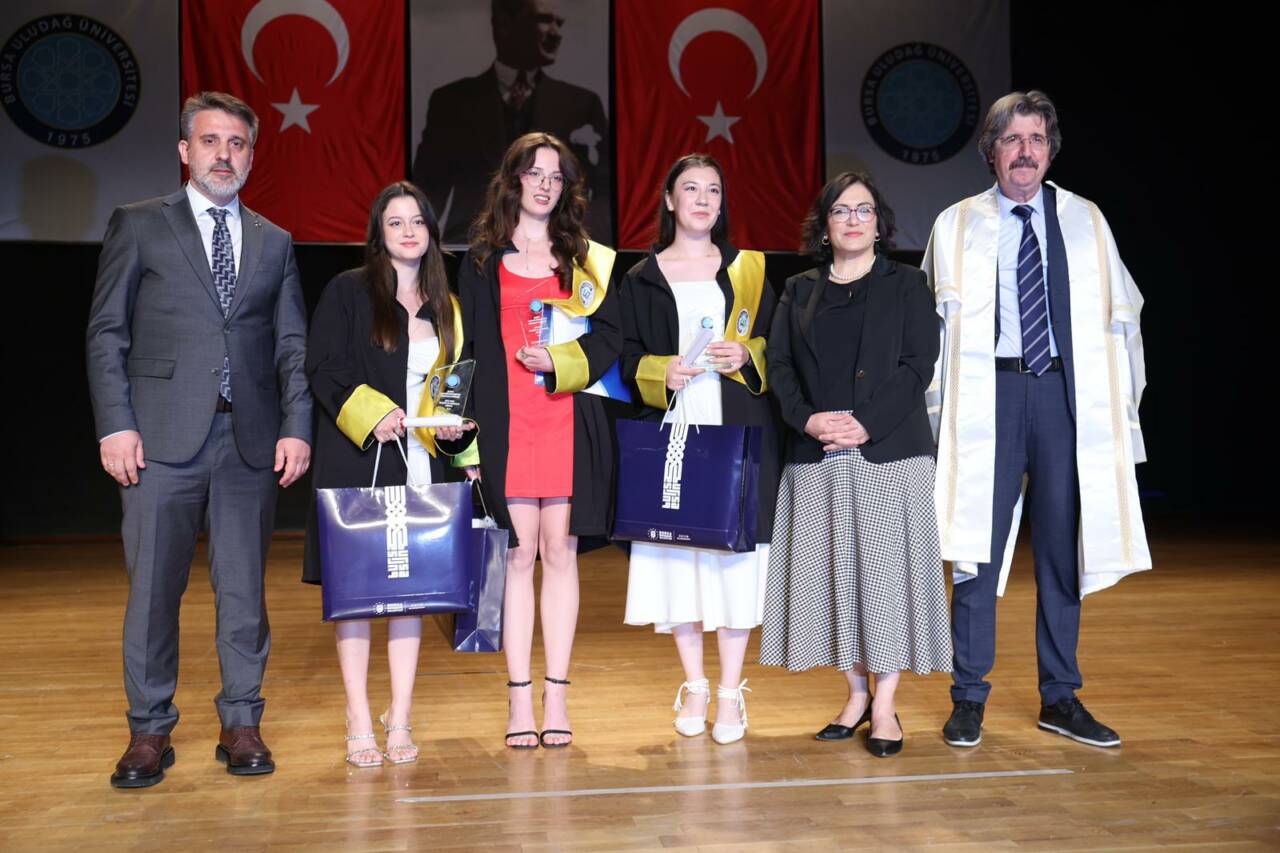 Bursa'da Başkanvekili Biba'dan genç mimarlara altın tavsiyeler 1 37403mtzhngm5y24