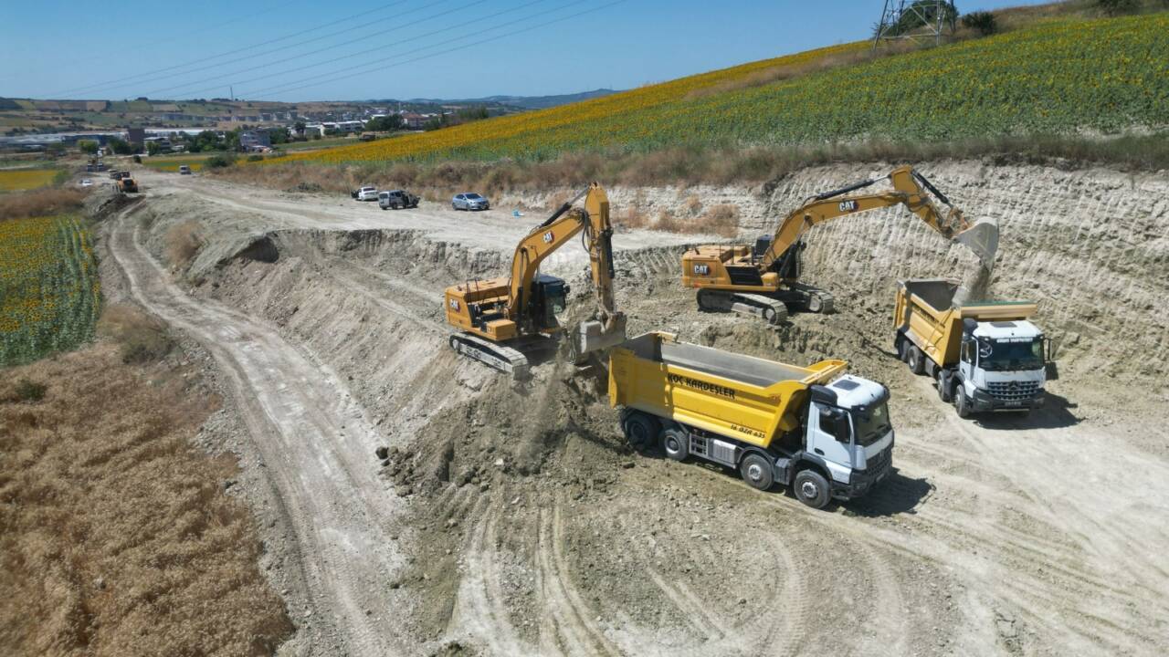 Bursa'nın batı aksını rahatlatacak yeni proje: İşte İzmir yoluna paralel yeni yol! 1 37404mtzhngm5zj1