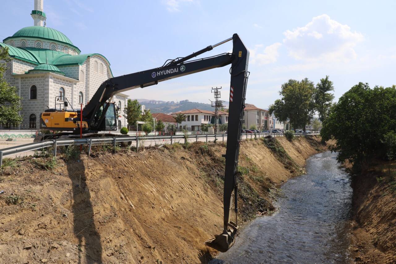 Bursa'nın 7 ilçesinde 'Büyükşehir' harekete geçti 5 37419mtzhngzhmd3