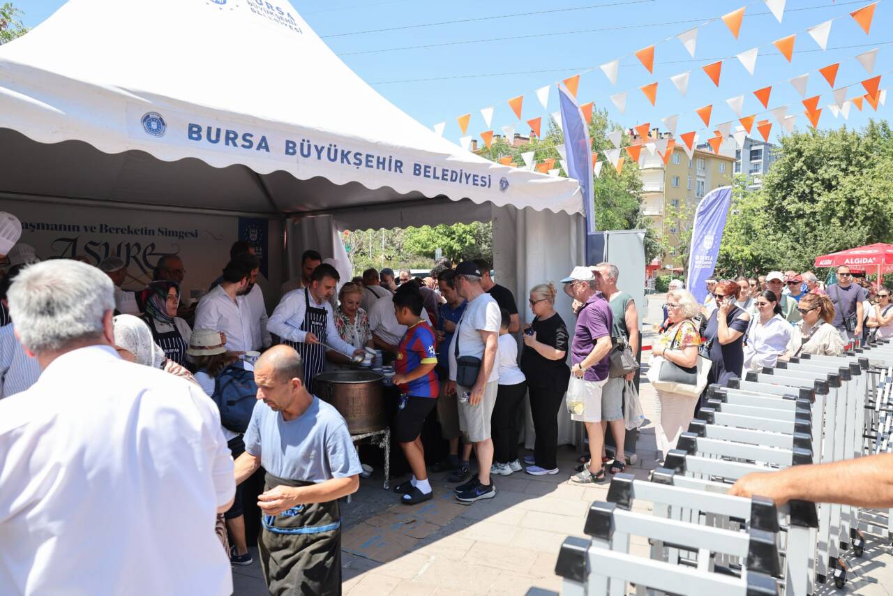 Bursalılara aşureler başkanlardan! 1 37436mtzhnti0zj