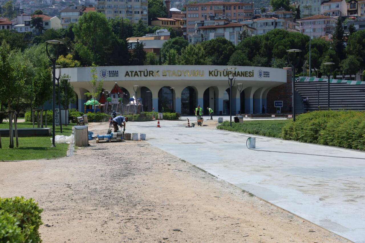 Bursa'nın göbeğindeki dev alana yeni dokunuş! Sil baştan yenileniyor... 2 37453mtzhntrjnj3