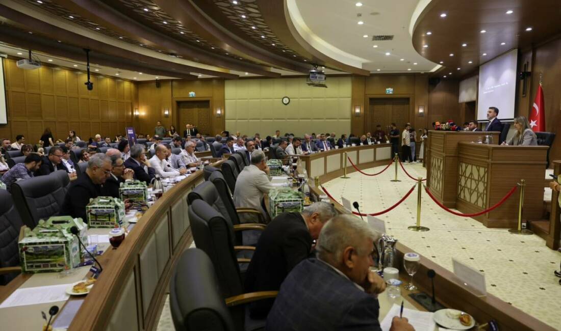 Bursa Büyükşehir Meclisi’nden yeni kararlar Bursa Büyükşehir Belediye Meclisi’nin Temmuz ayı üçüncü oturumunda il genelinde
