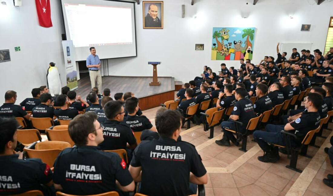 Bursa itfaiyesine hayati eğitim Bursa Büyükşehir Belediyesi, afetlere karşı hazırlık kapasitesini güçlendirmek ve müdahale
