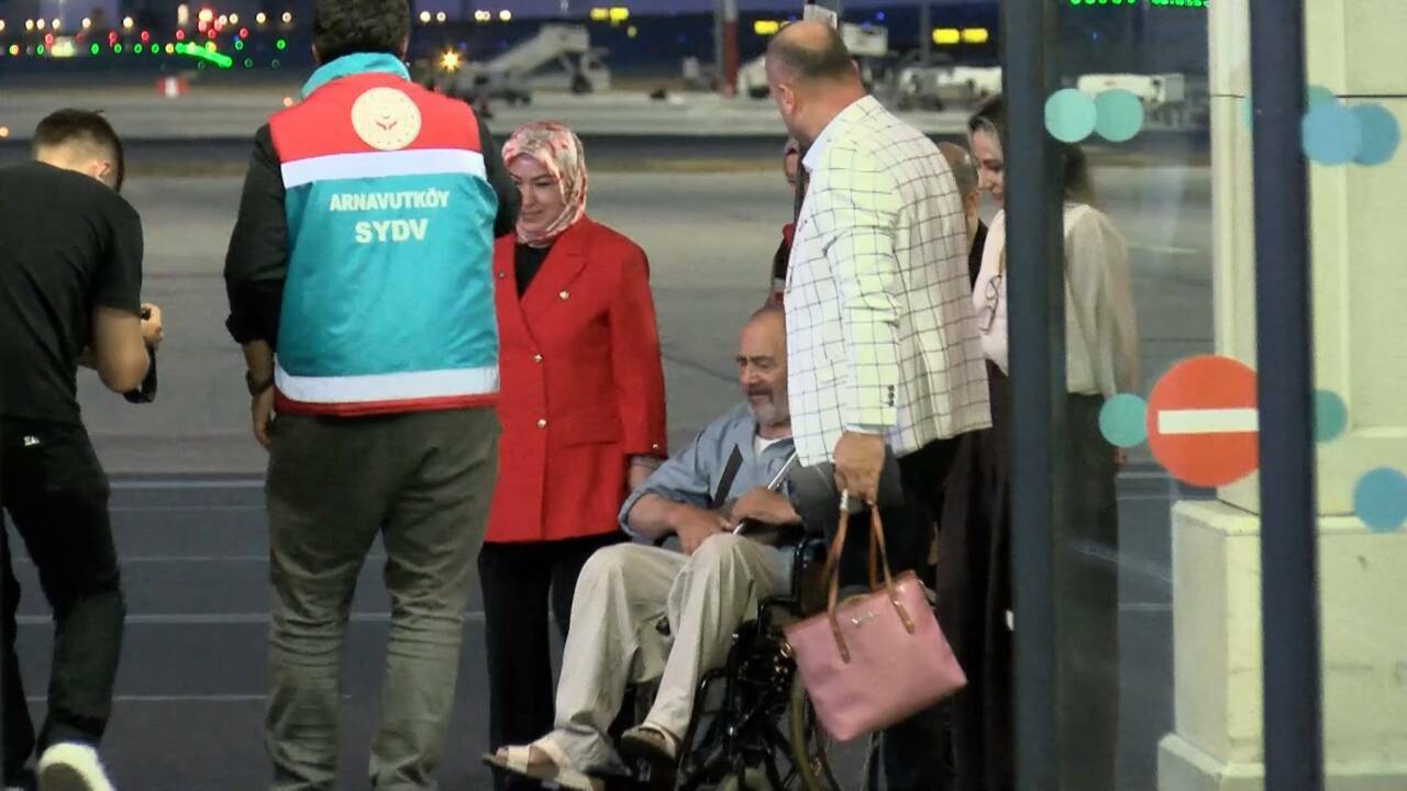 40 yıldır Mekke'de mahsur kalan Ali Baybaş, Türkiye'ye döndü 2 40 yildir mekkede mahsur kalan ali baybas turkiyeye dondu bf4056561766