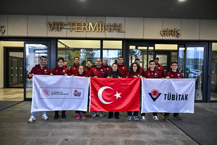 6. Ulusal Arktik Bilimsel Araştırma Seferi başladı 1 6 ulusal arktik bilimsel arastirma seferi basladi 742849521f28