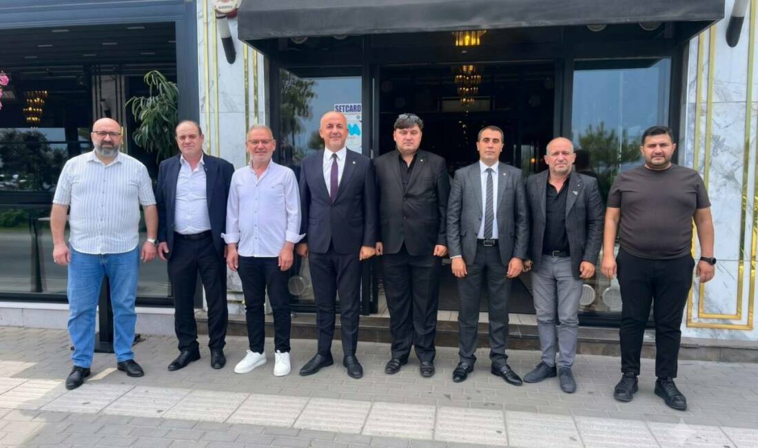 Bursa’daki ortak muhalefet hareketiyle ilgili yeni gelişme Olay Gazetesi Yazarı Ahmet Emin Yılmaz, Bursa'daki ortak muhalefet hareketine