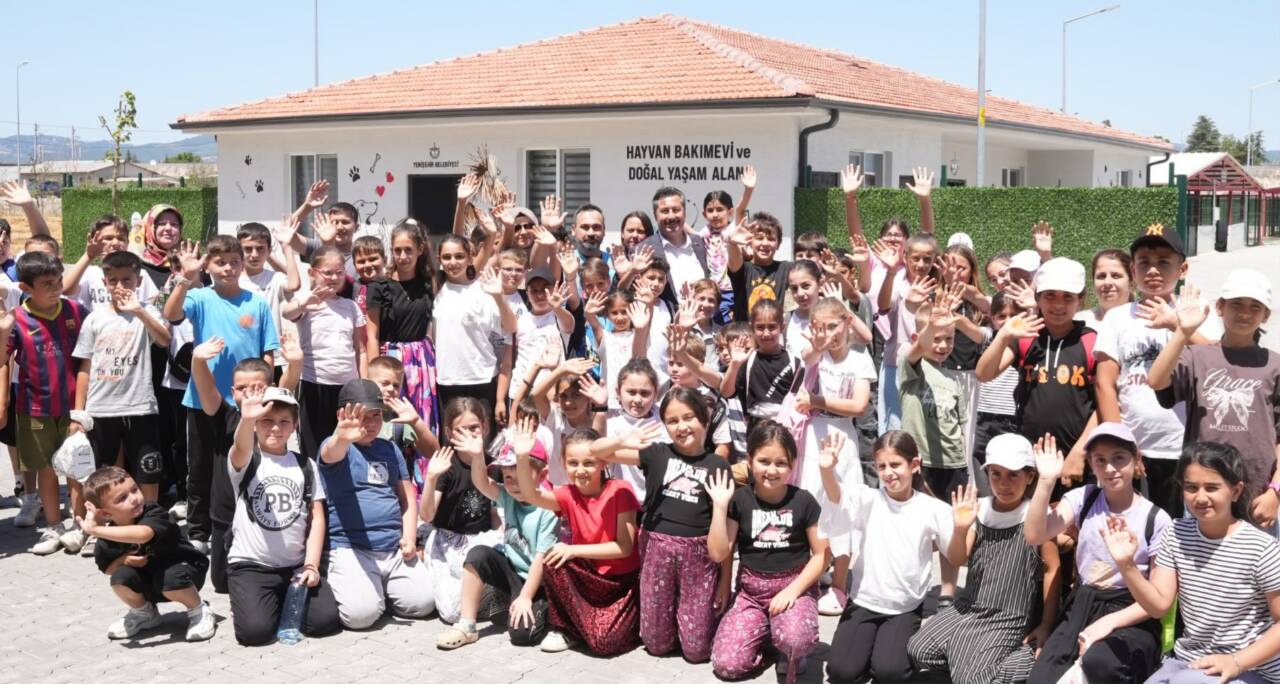 Yenişehir'de çocuklardan anlamlı ziyaret 5 661
