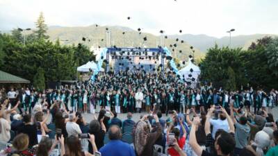 Bursa Teknik Üniversitesi (BTÜ) 2025-2026 Akademik Yılı Mezuniyet Töreni gerçekleşti.