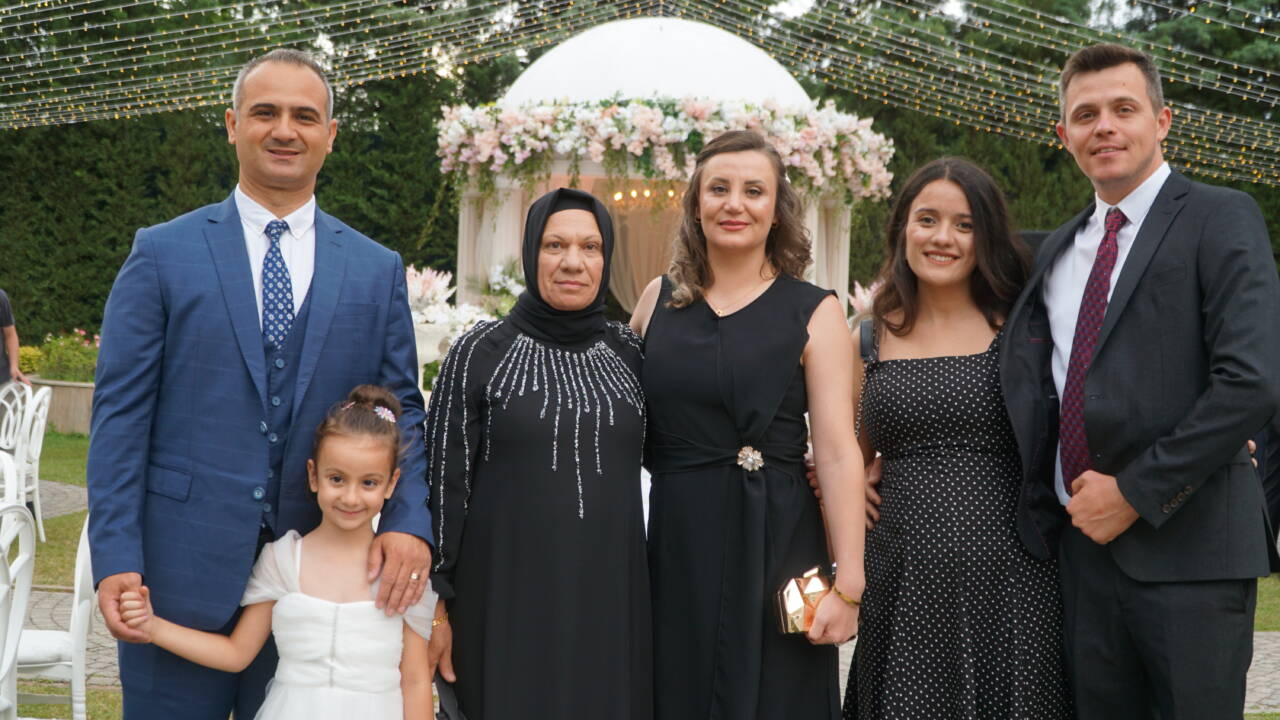 Şankaya ve Bayraktar ailelerinin en mutlu günü! Devlet eski Bakanı Cavit Çağlar'dan genç çifte öğütler 31 7
