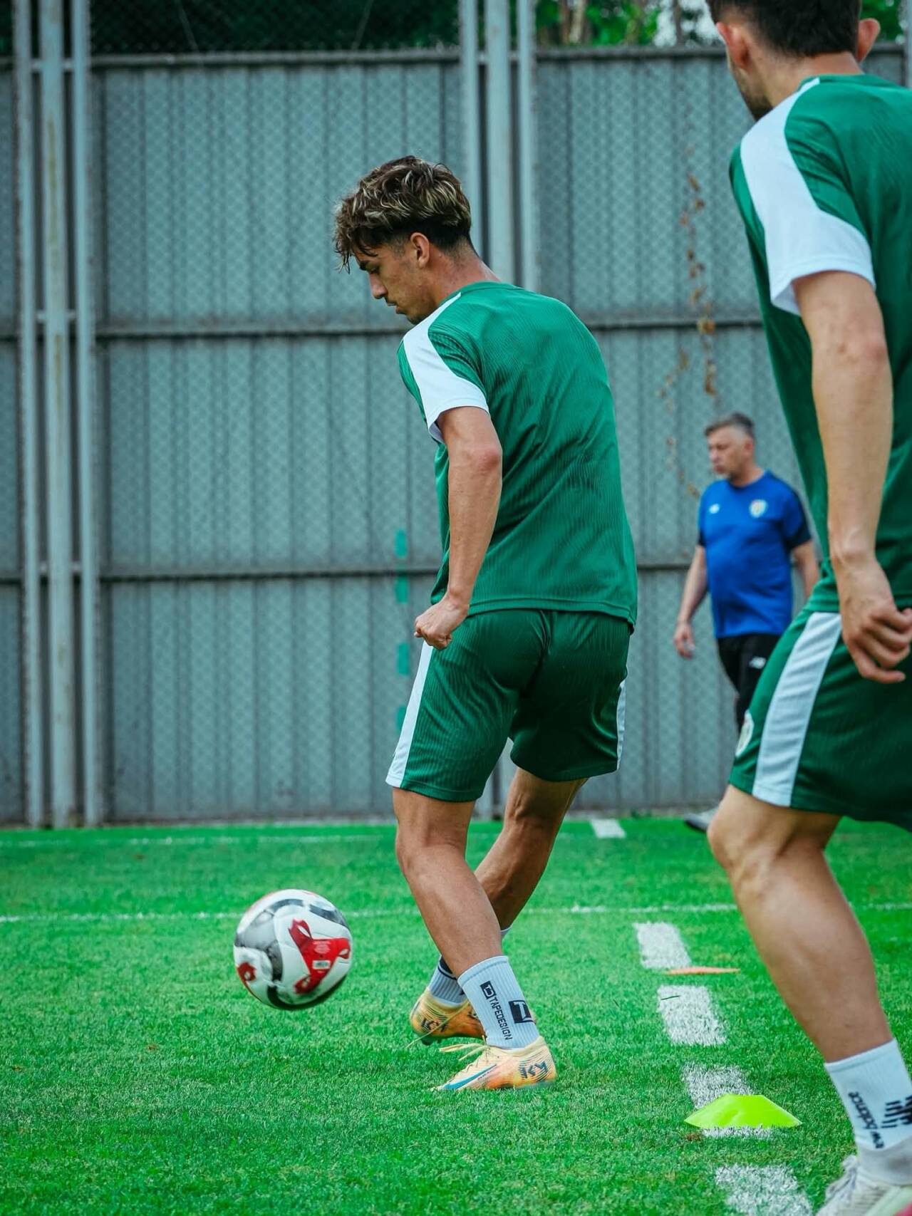 Bursaspor'un yeni transferinden bir ilk 2 73866782215864342895103115271447779561756487n