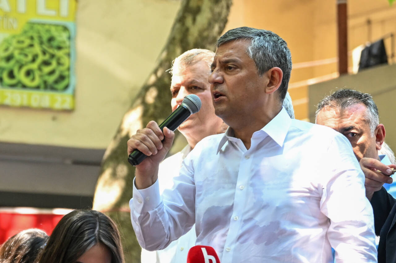 CHP Grup Başkanı Özgür Özel, yeni parti hazırlıkları hakkında bilgi