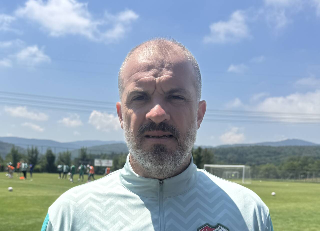 Bursaspor'un hocası Mustafa Er'den Bolu'da transfer mesajı 3 aa 20260713 41963129 41963128 bursasporyenisezonhazirliklariniboludasurdurdu