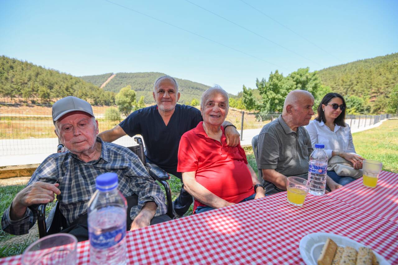 Osmangazi’den alzheimer hastalarına anlamlı etkinlik 6 Osmangazi’den Alzheimer Hastalarına Anlamlı Etkinlik