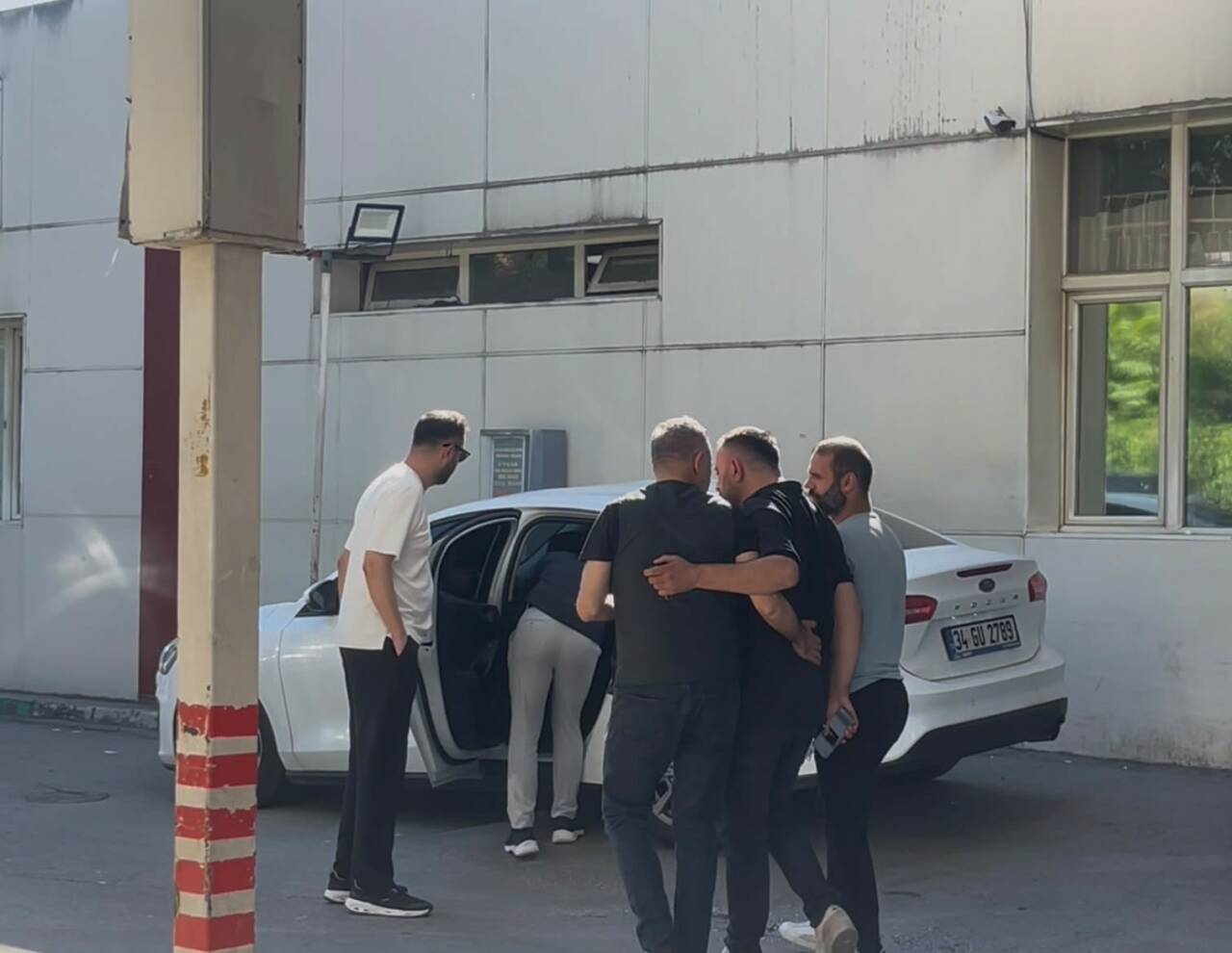 Haluk Levent Bursa’da gözaltına alındı 2 aw74522602