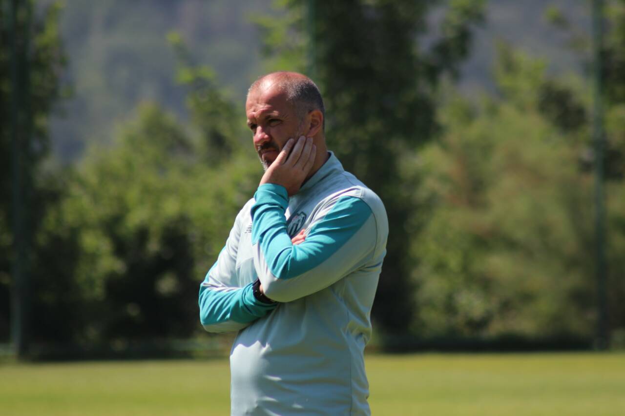 Bursaspor'un hocası Mustafa Er'den Bolu'da transfer mesajı 5 aw74568506