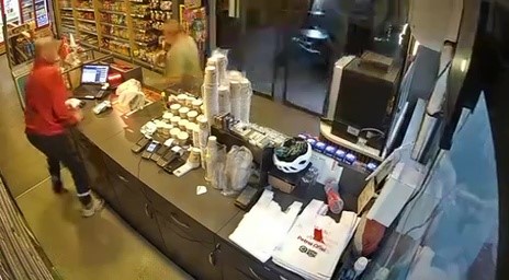 Bursa korkunç tır kazası! Benzinliğe böyle daldı, alışveriş yapan bir kişi hayatını kaybetti 3 aw74879704