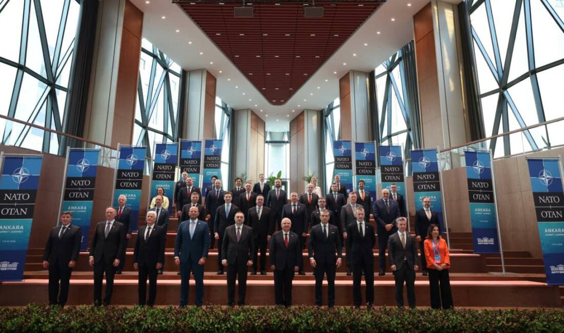 Ay Yıldız Karargahı kapılarını ilk kez NATO Savunma Bakanları için açtı Milli Savunma Bakanlığından yapılan açıklamada, Cumhurbaşkanı Recep Tayyip Erdoğan'ın ev