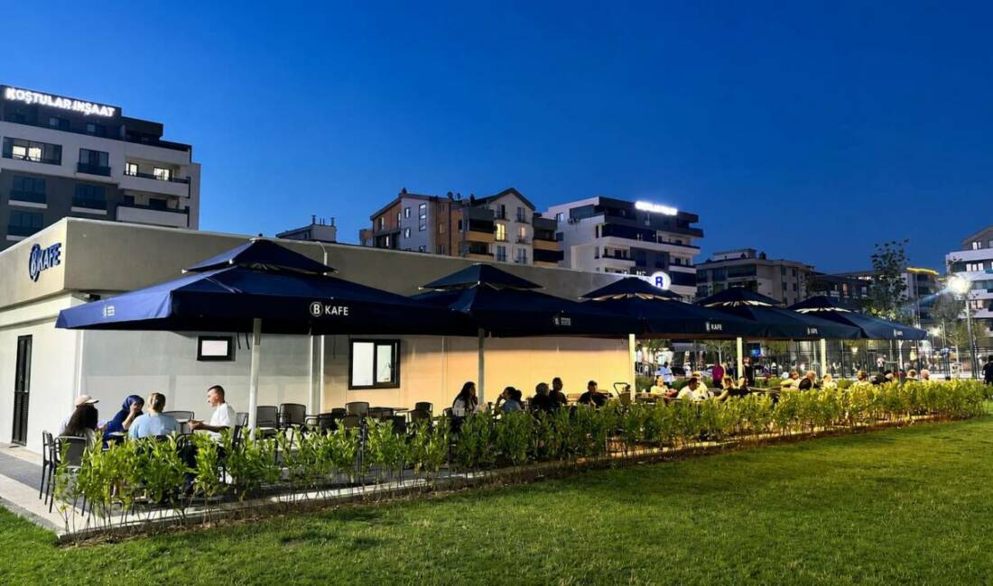 Bursa’nın yeni Özlüce’sine müjde! Bir şubesi daha açıldı… Bursa'nın en gözde yeni yerleşim yerlerinden olan Balkan Mahallesi'ne B