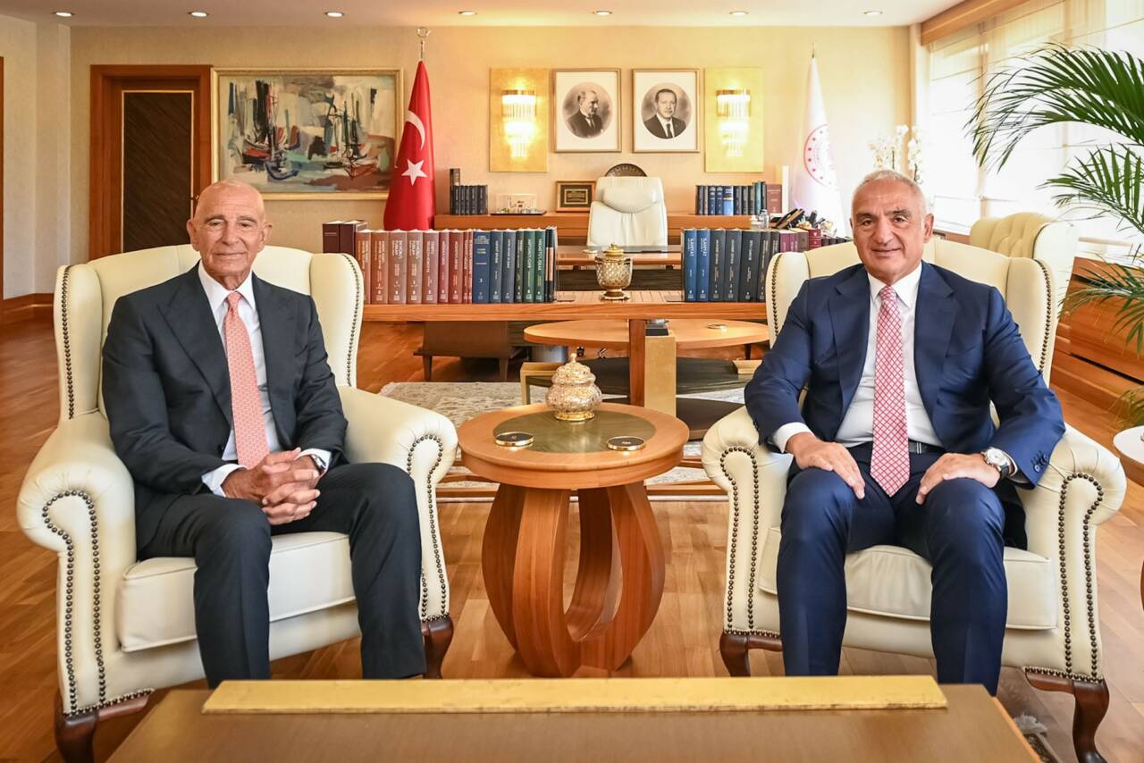 Görüşmede, karşılıklı turizm hareketliliğinin geliştirilmesi, kültürel mirasın korunması ve kültür