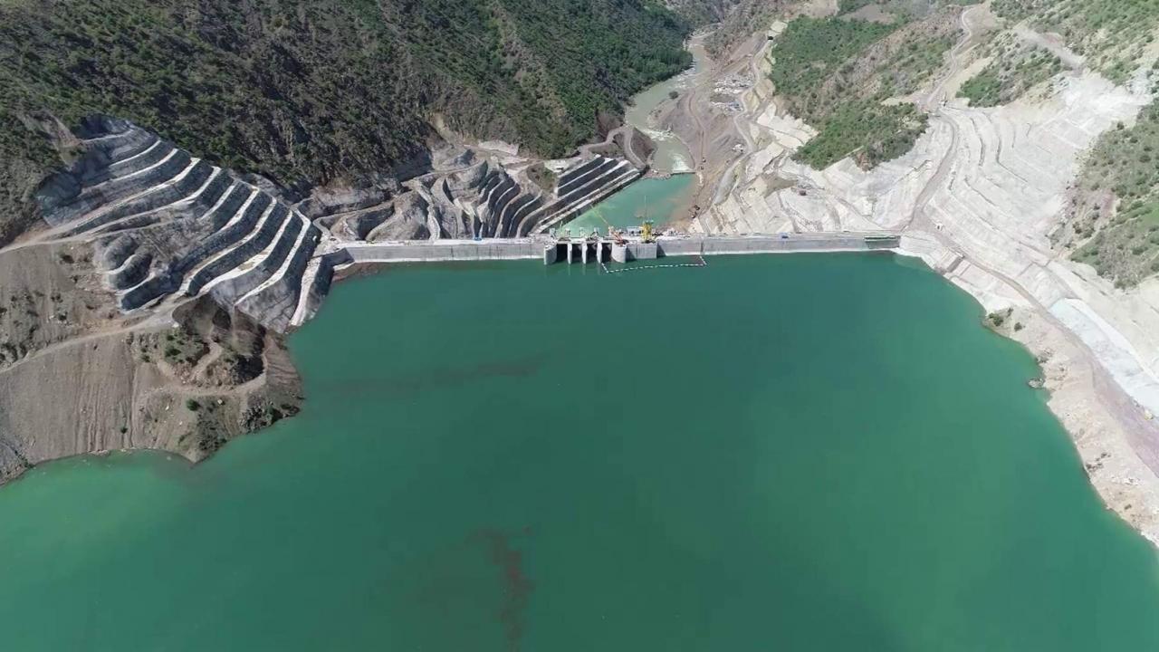 Türkiye genelindeki barajlı santrallere gelen toplam su miktarı geçen yılın
