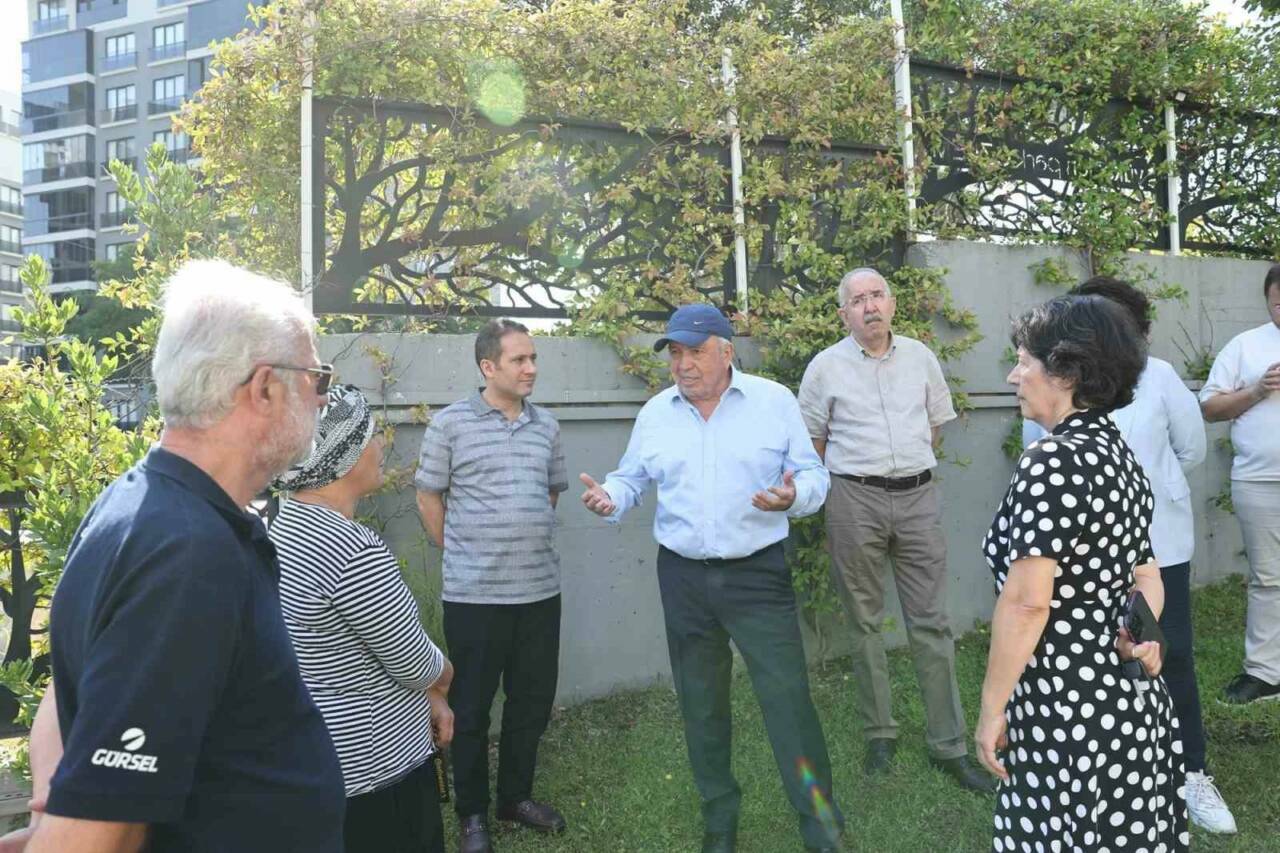 baskan sadi ozdemir mahallelerdeki sorunlari yerinde inceledi ddfaa92c9479