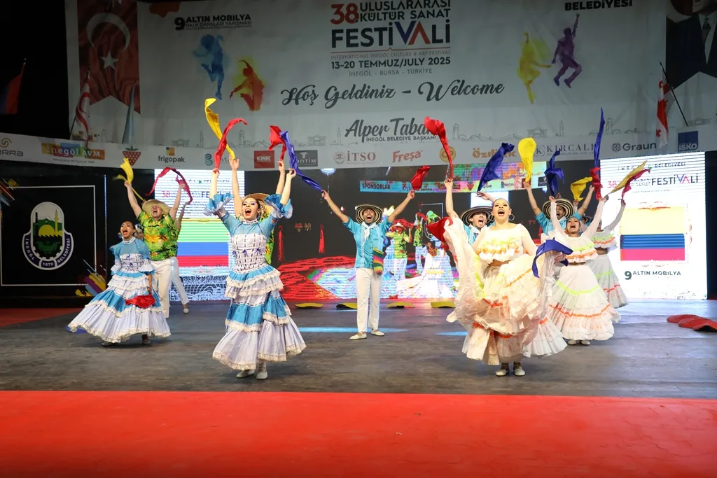 Bursa'da festival coşkusu dinmiyor: Şimdi de orada başlayacak! 10 yeni ülke geliyor... 1 bb91fe4e051aacc5629a61bff54dfb1d84eca7c2
