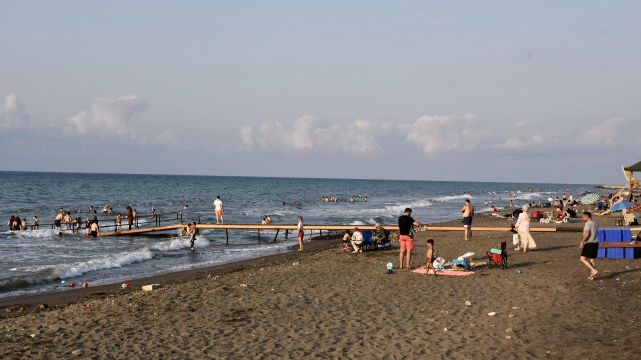 Ordu'da olumsuz hava koşulları nedeniyle bugün ve yarın denize girilmesine