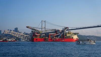 Romanya'daki doğal gaz boru hattı döşeme çalışmalarında kullanılacak Bahama bayraklı