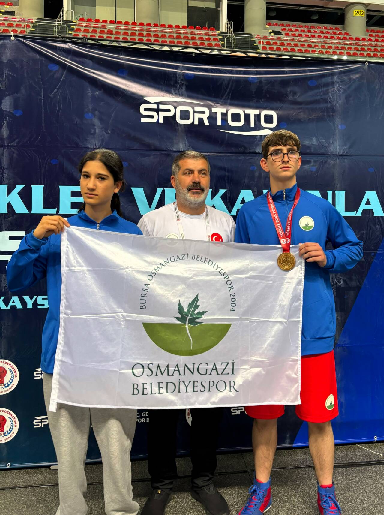 Bursalı boksör Avrupa yolunda 1 boks sampiyonasi 1