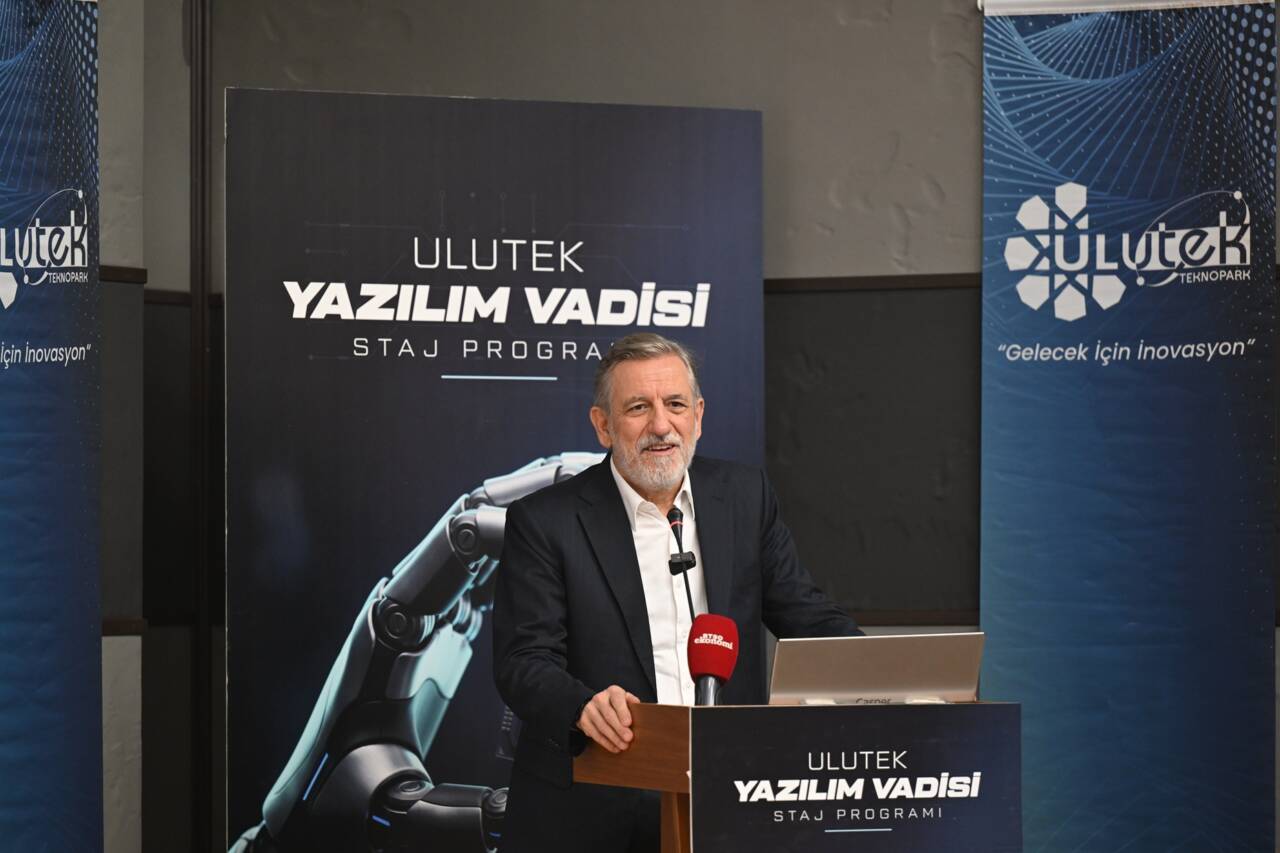 Bursa’da Yazılım Vadisi hamlesi! Genç yetenekler sektörle buluşuyor 1 ULUTEK Yazılım Vadisi ile Üniversite ve İş Dünyası Arasında Güçlü Köprü