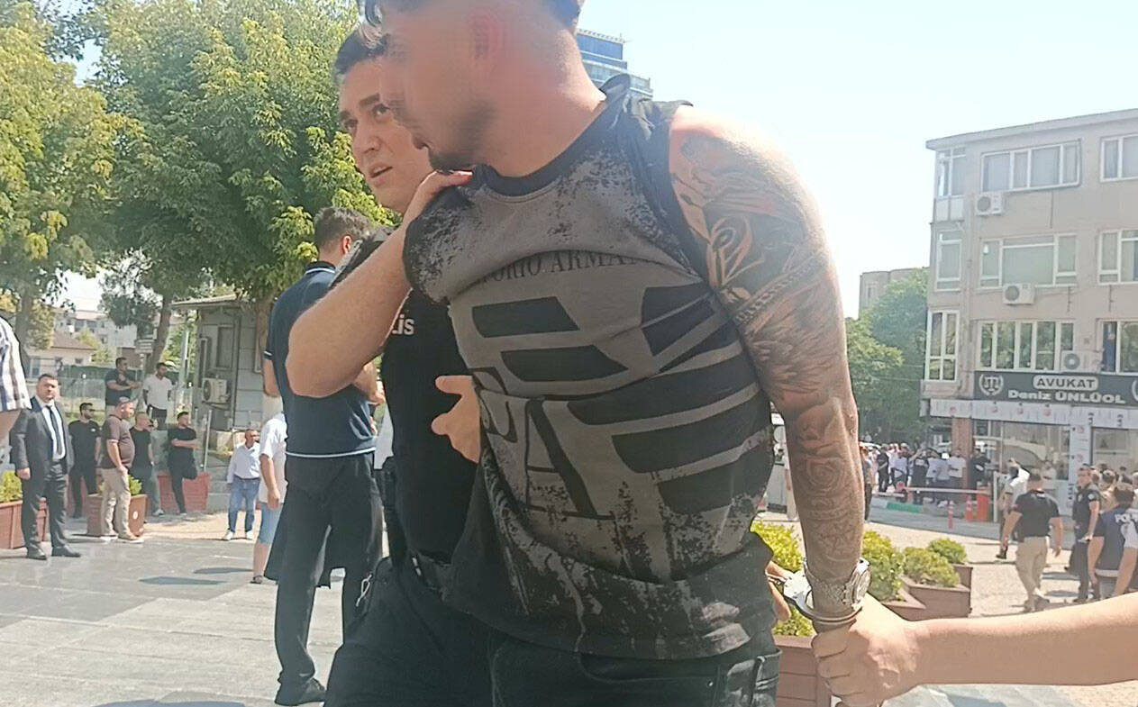 bursa adliyesinde ortalik karisti 1i polis 3 yarali 5 gozalti e3edd14c114e