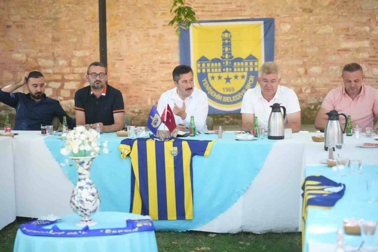Bursa ekibinde yeni dönem 2 bursa ekibinde yeni donem 8044e1f963bf