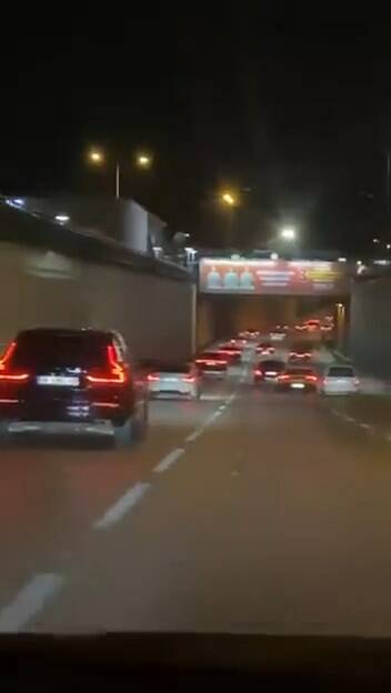Bursa trafiğinde makas dehşeti 3 bursa trafiginde makas dehseti ec748006303e
