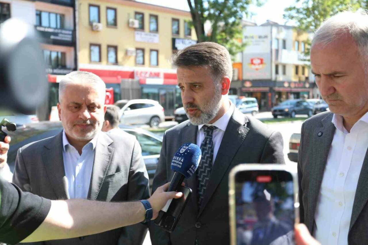 Bursa ulaşımında yeni dönem: Metrobüs geldi! İşte ilk görüntüler... 3 bursa ulasiminda yeni donem metrobus geldi iste goruntuler 32ec791550b6