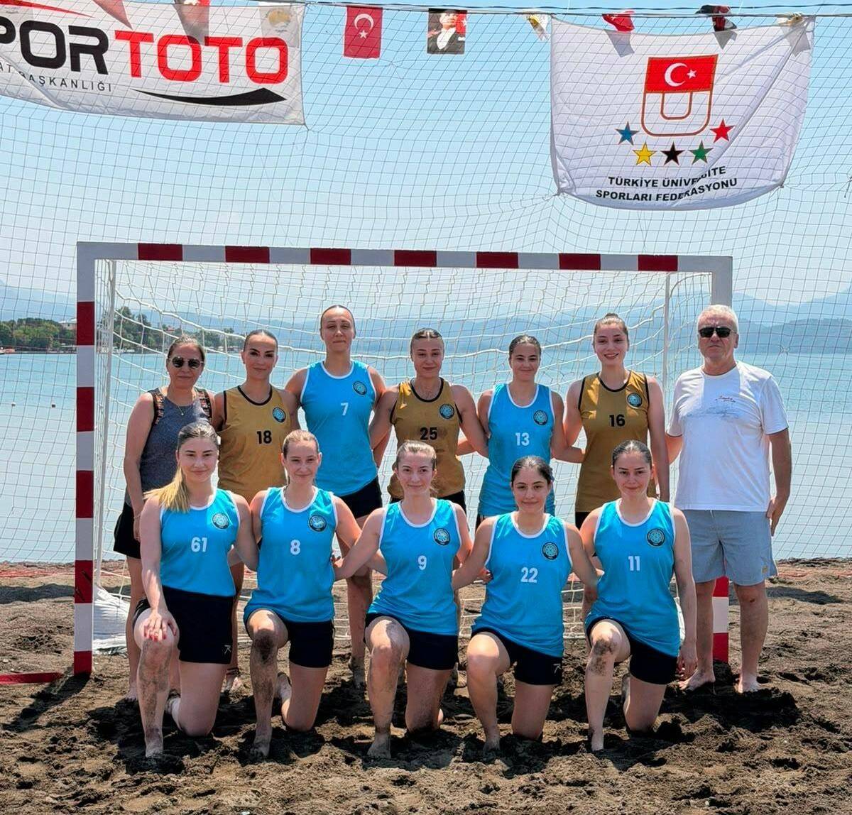 Bursa Uludağ Üniversiteli sporculardan çifte gurur 3 bursa uludag universiteli sporculardan cifte gurur 9f1f0c41cdcf
