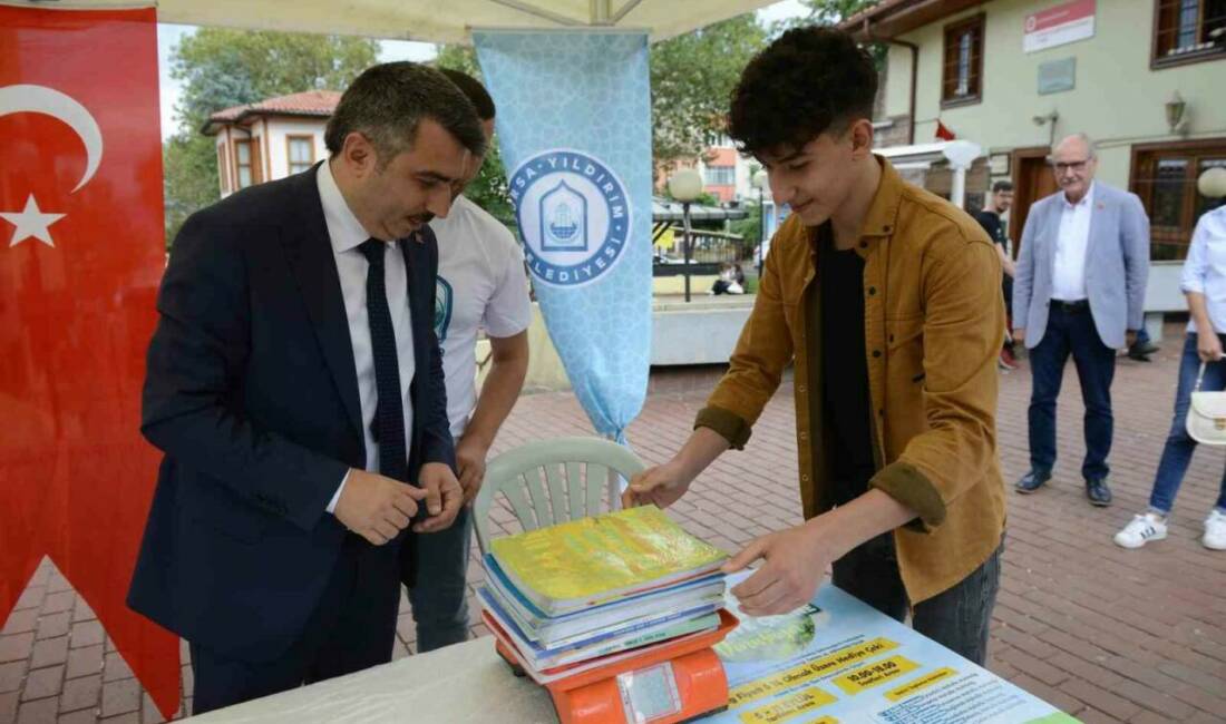 Yıldırım Belediyesi’nini ‘Emektar Kitaplarınız Nakite Dönüşüyor’ kampanyasına vatandaşlar yoğun ilgi