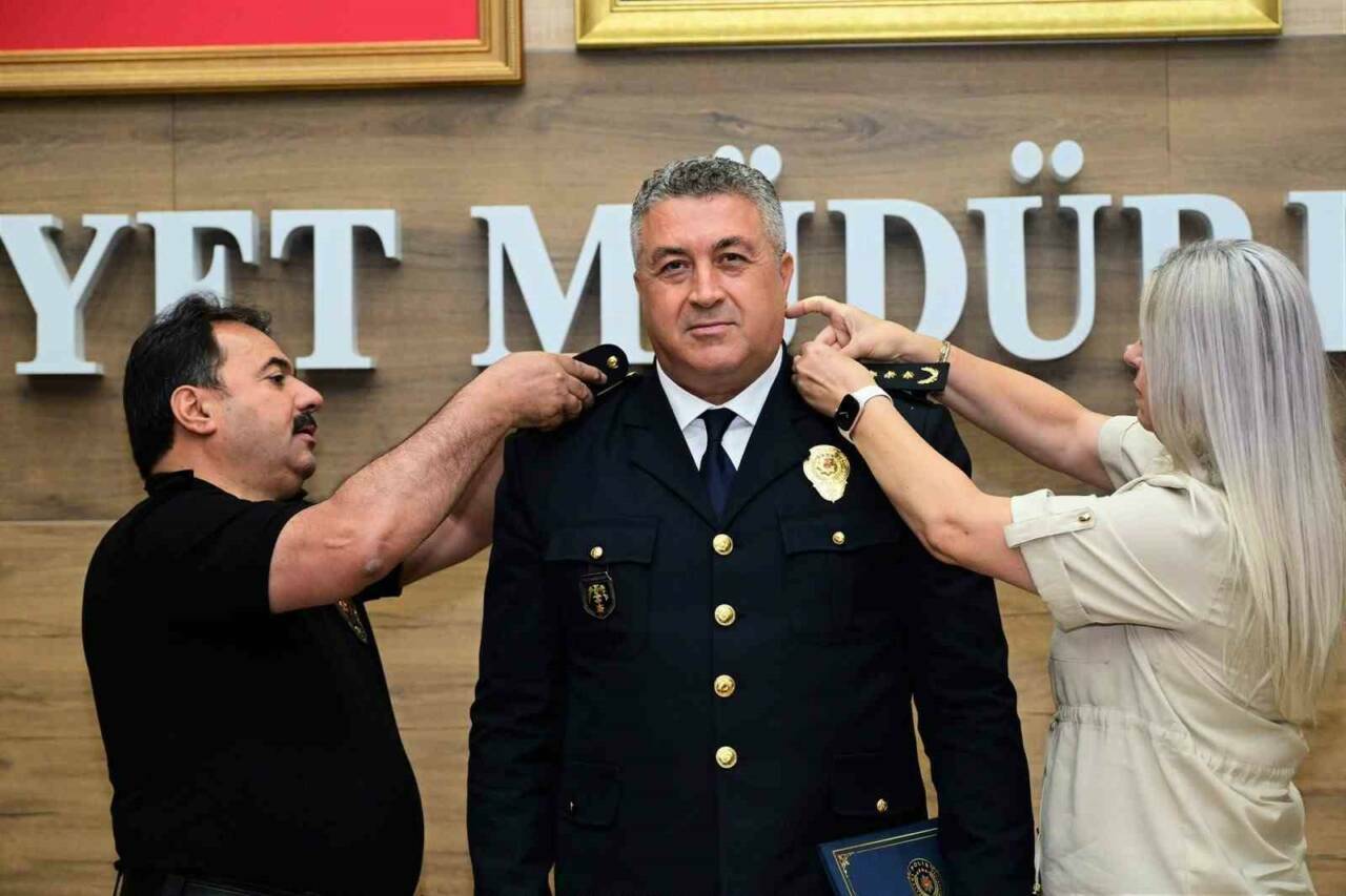 Bursa’da 105 emniyet personeli terfi etti 2 bursada 105 emniyet personeli terfi etti e88caa5fe71c