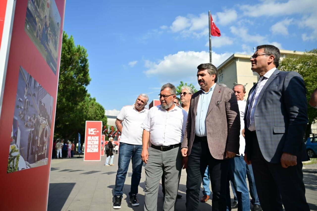 bursada 15 temmuza ozel fotograf sergisi 08865db672ae