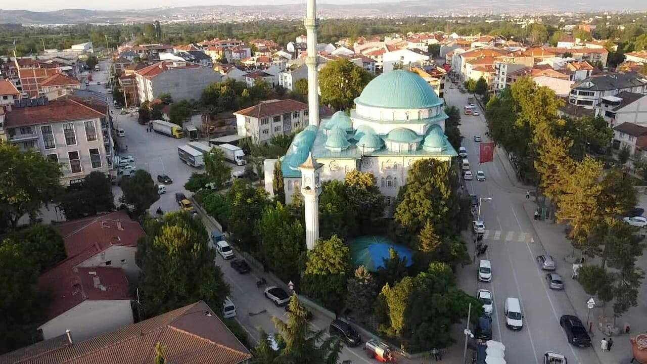 Bursa'da asırlık minareyi görenler bir daha bakıyor 2 bursada asirlik minareyi gorenler bir daha bakiyor 6da811c76cde