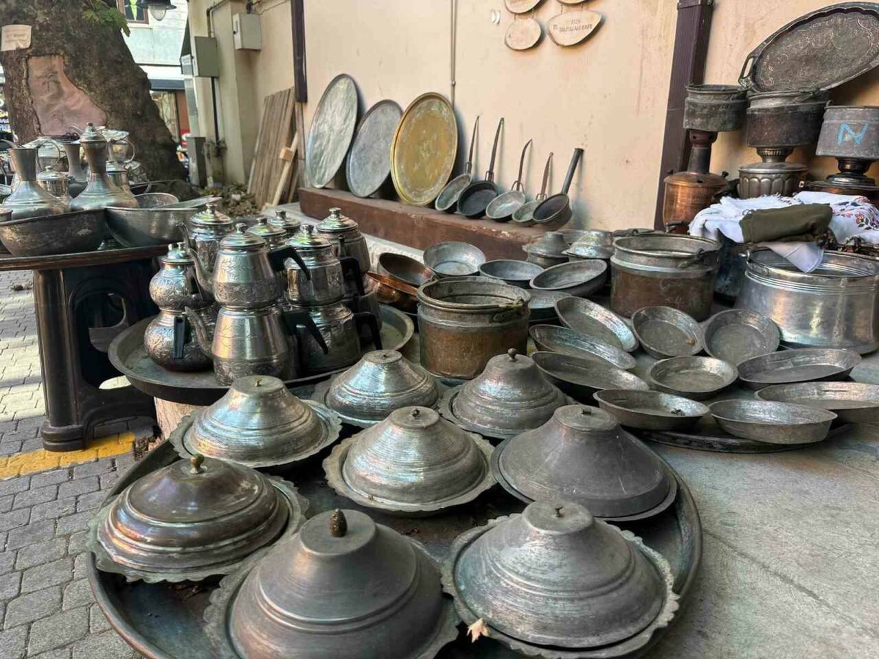 Bursa'da bir zamanlar her evde vardı! Şimdi koleksiyoncular peşinden koşuyor 3 bursada bir zamanlar her evde vardi simdi koleksiyoncular pesinden kosuyor 93f296be3a8a