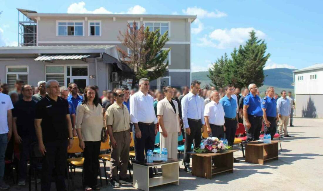 Bursa’da cezaevinde 15 Temmuz anması Gemlik Açık Ceza İnfaz Kurumunda, 15 Temmuz hain darbe girişiminin