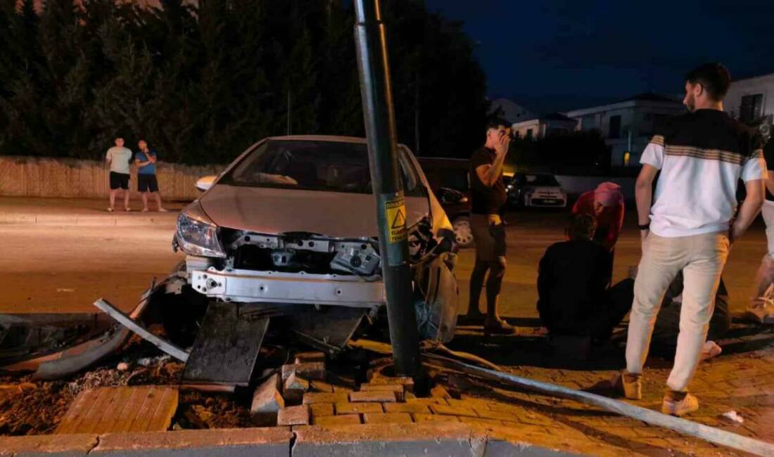Bursa’da doktordan yaralı oğluna ilk müdahale Bursa’nın İnegöl ilçesinde meydana gelen kazada yaranan gence ilk müdahaleyi