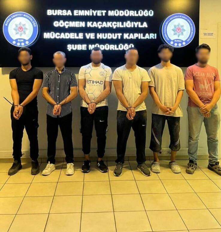 bursada duzensiz gocmenlere karsi operasyon f8661eb0e909