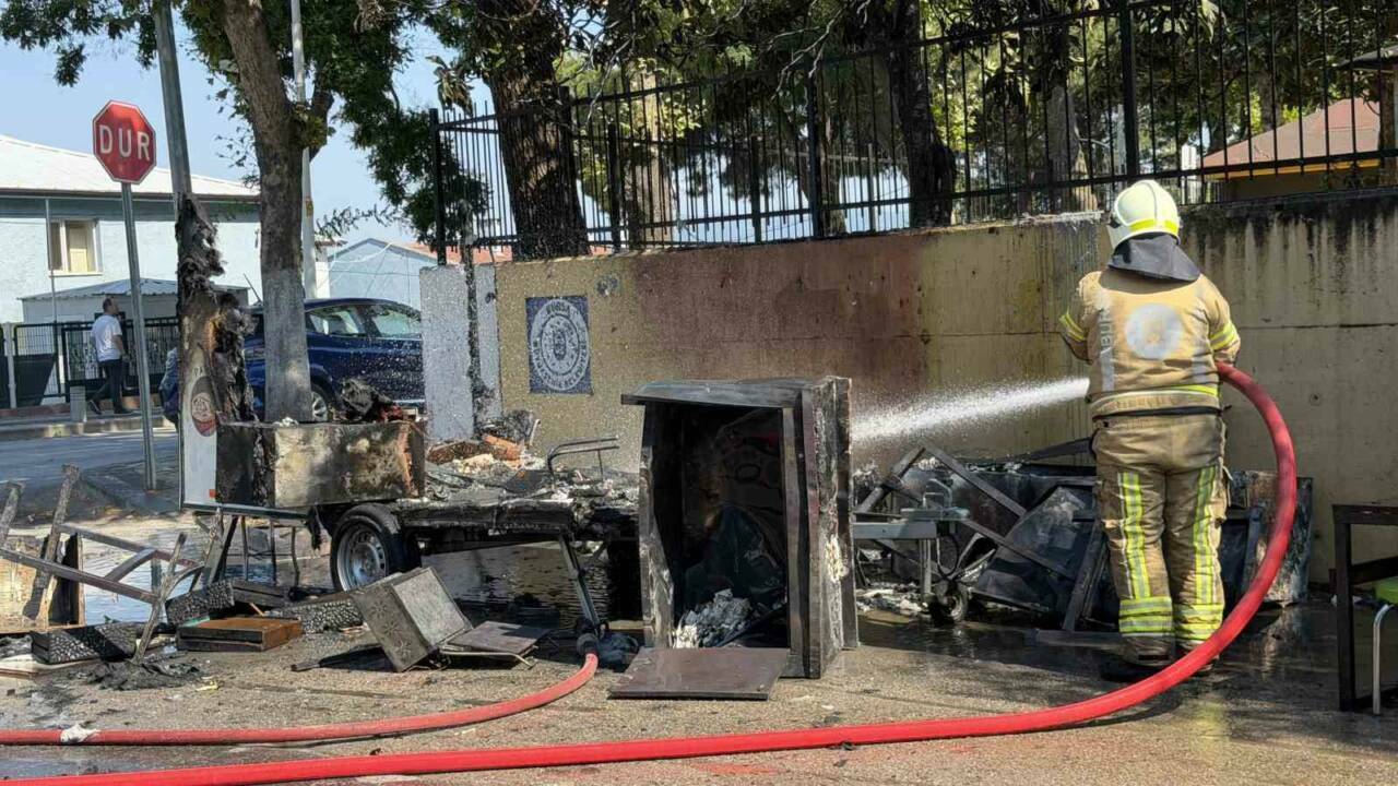 Bursa'da ekmek teknesi küle döndü 3 bursada ekmek teknesi kule dondu 72ee784ce2d5
